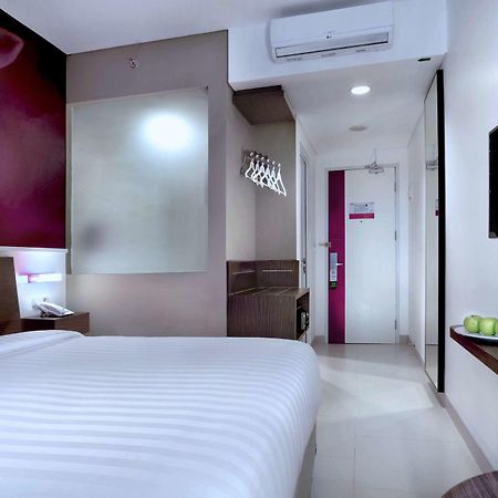 Favehotel Margonda Depok Exterior photo