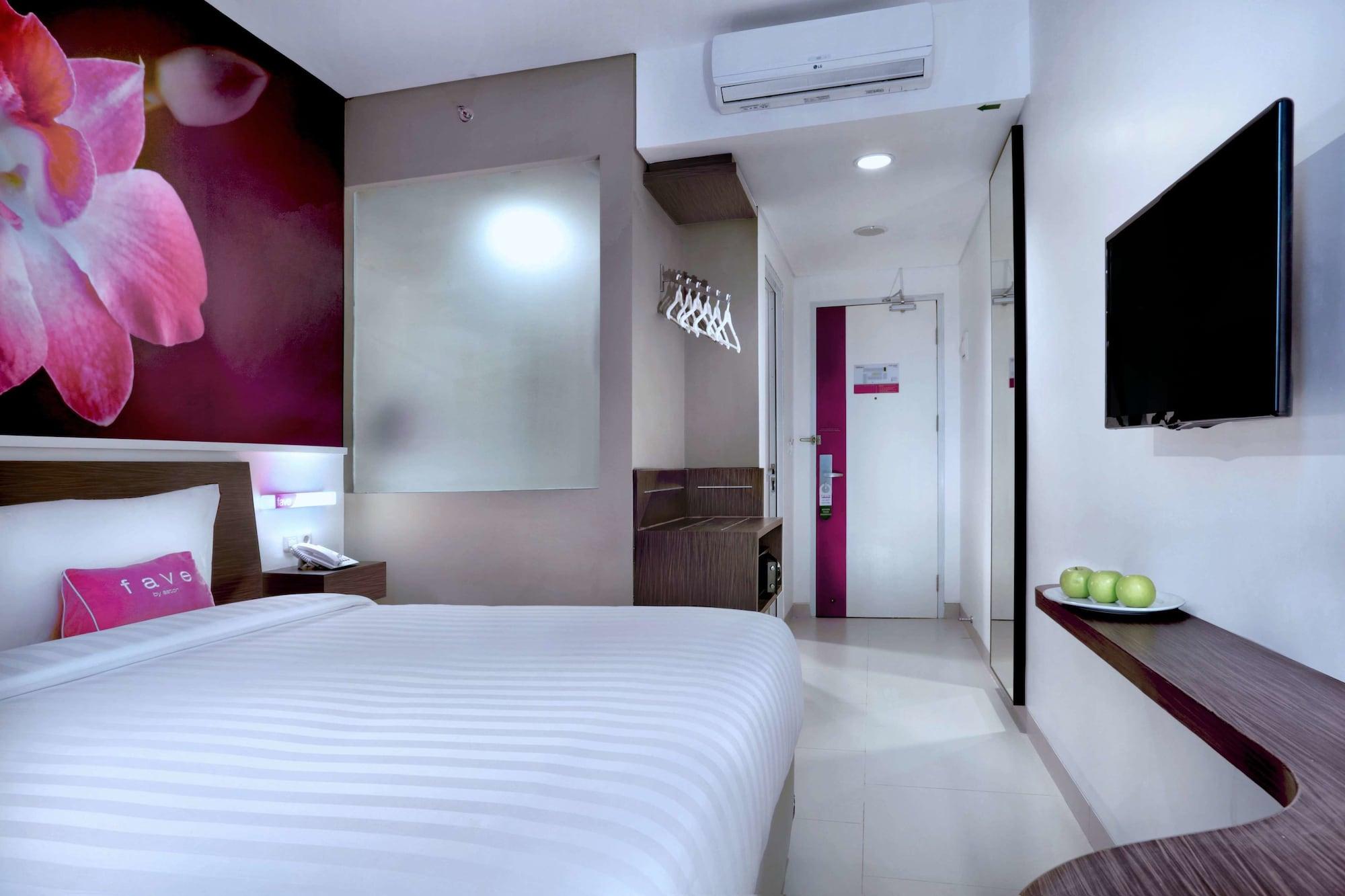 Favehotel Margonda Depok Exterior photo